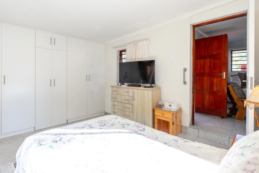 3 Bedroom Property for Sale in Heatherlands Western Cape